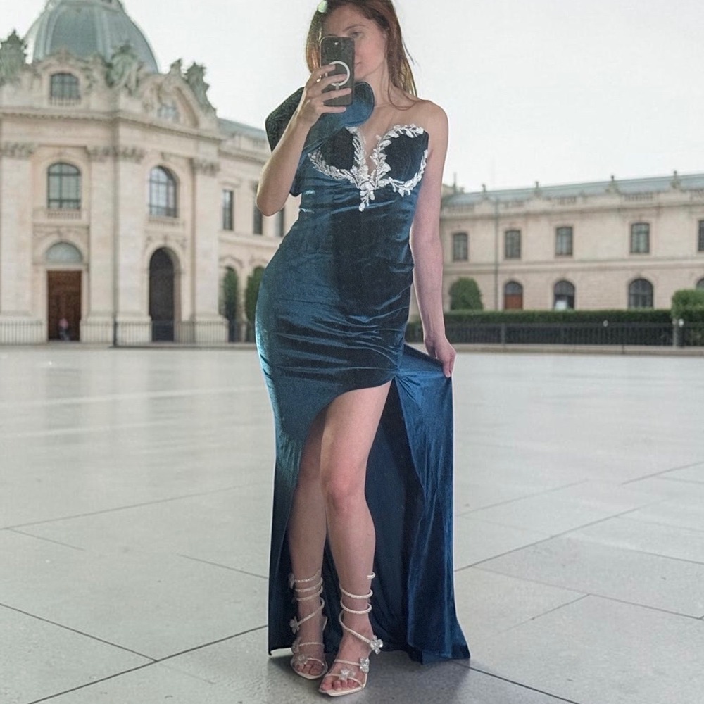 Teal Velvet Formal Gown M Holiday Gala Wedding Guest Beaded Ruffle Evening Dress